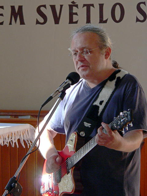 Petr Linhart v evangelickm kostele