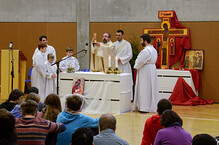 Liturgy of the New Year in the gym in Roztoky