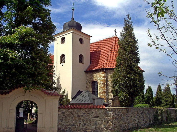 Levý Hradec, kostel sv. Klimenta